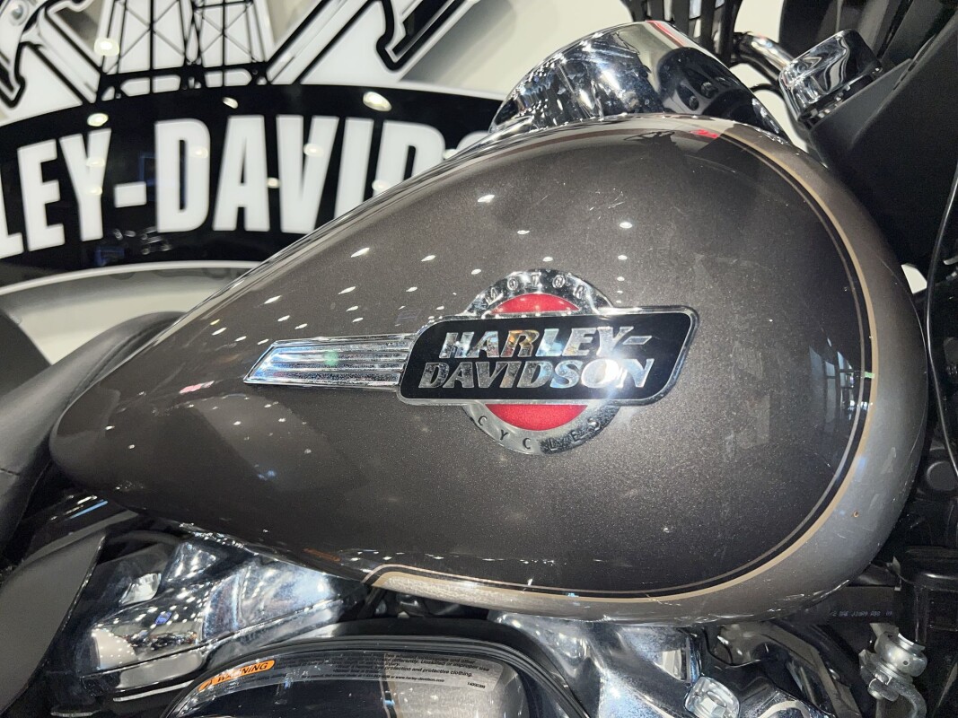 2023 Harley-Davidson Tri Glide Ultra FLHTCUTG - Photo 5