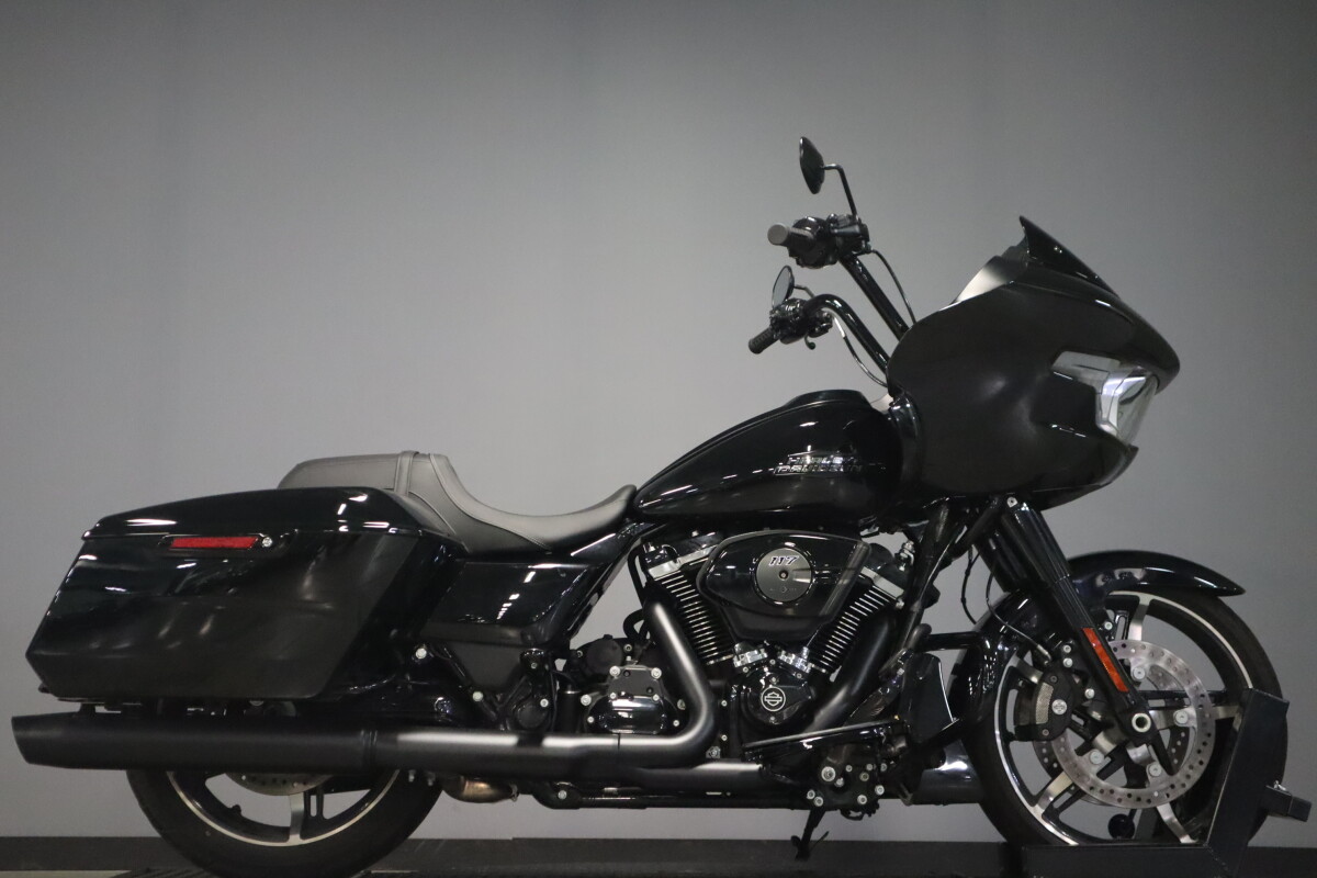 2024 Harley-Davidson Road Glide FLTRX