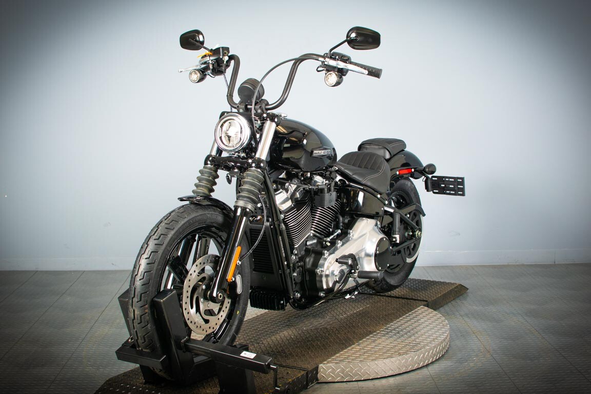 2025 Harley-Davidson Street Bob FXBB - Photo 4