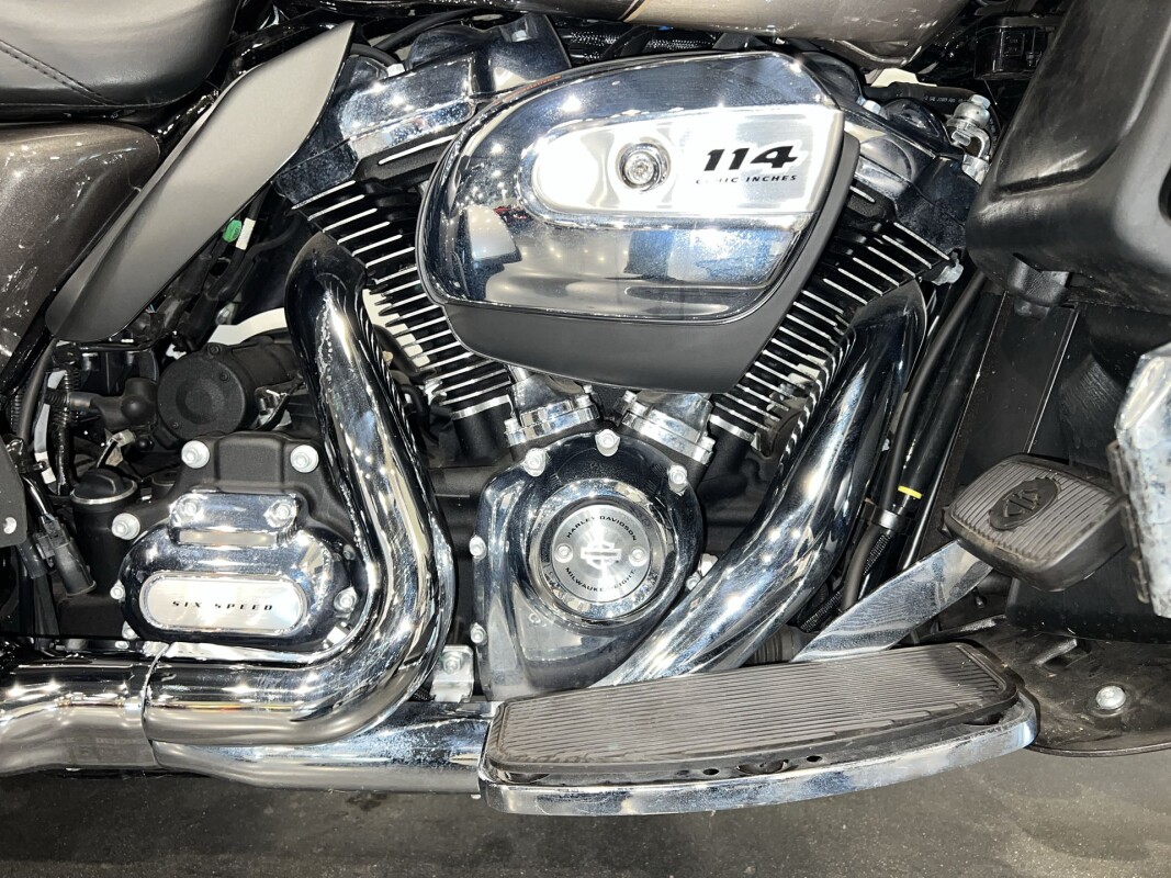 2023 Harley-Davidson Tri Glide Ultra FLHTCUTG - Photo 4