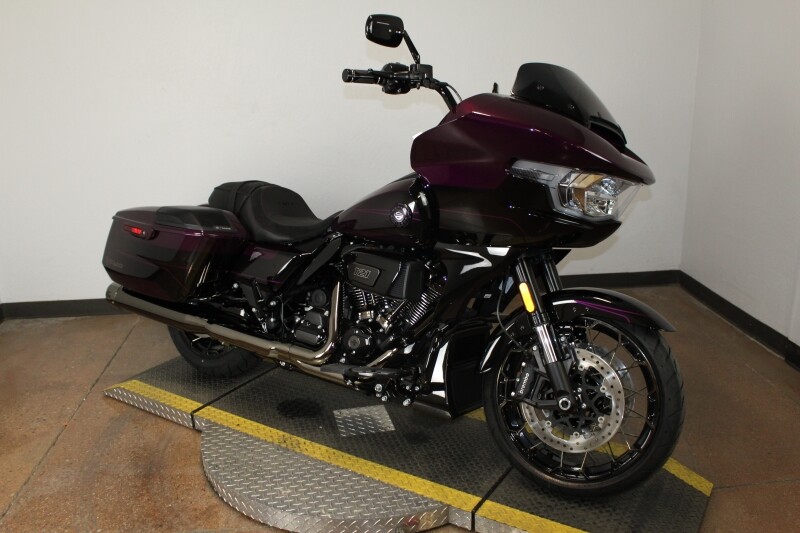 Harley-Davidson CVO Road Glide 2025 FLTRXSE 84614788DT POISON BERY FDE - Photo 2