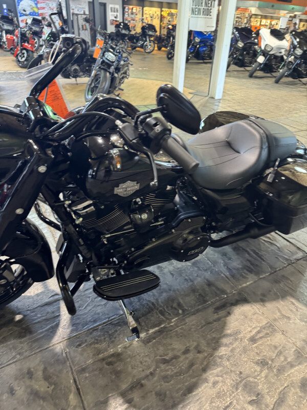 2025 Harley-Davidson Road King Special - Photo 10