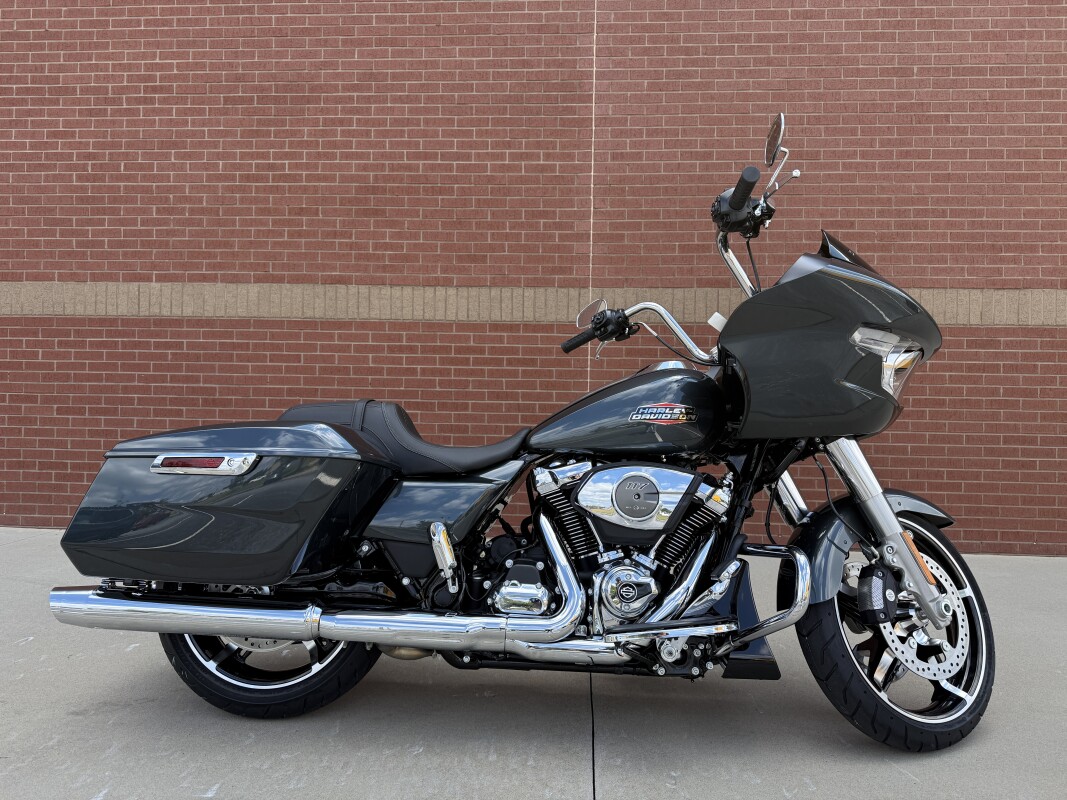 FLTRX 2025 Road Glide