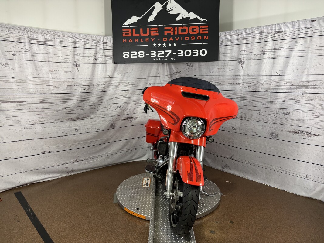 2017 Harley-Davidson Street Glide Special Custom Colour Laguna Orange - Photo 3