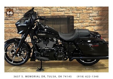 2025 Harley-Davidson Street Glide Vivid Black - Photo 3