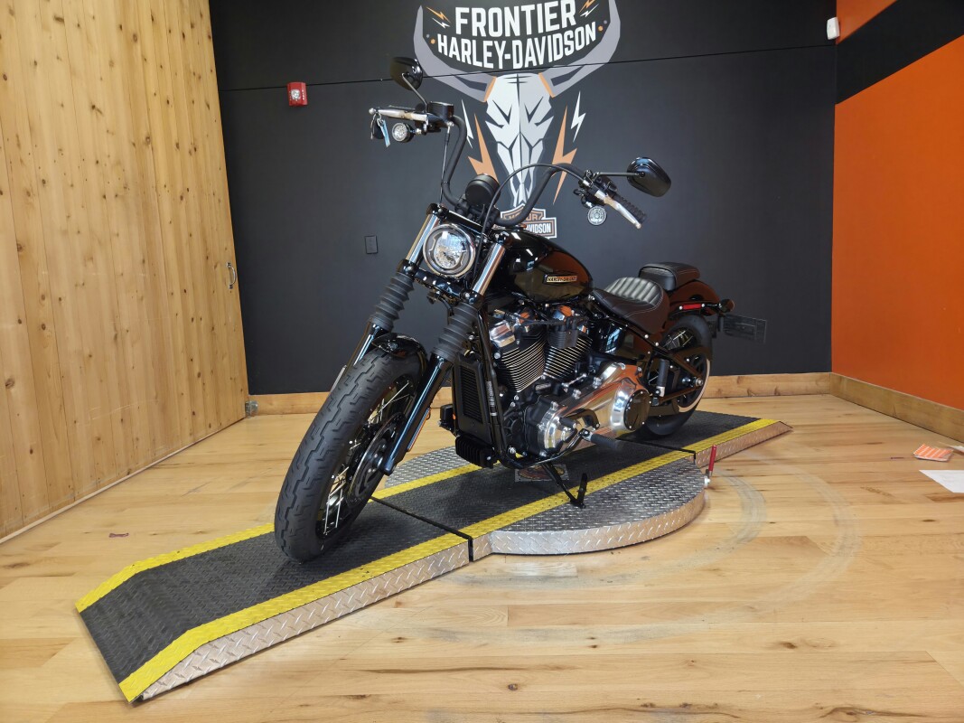 FXBB 2025 Street Bob - Photo 4