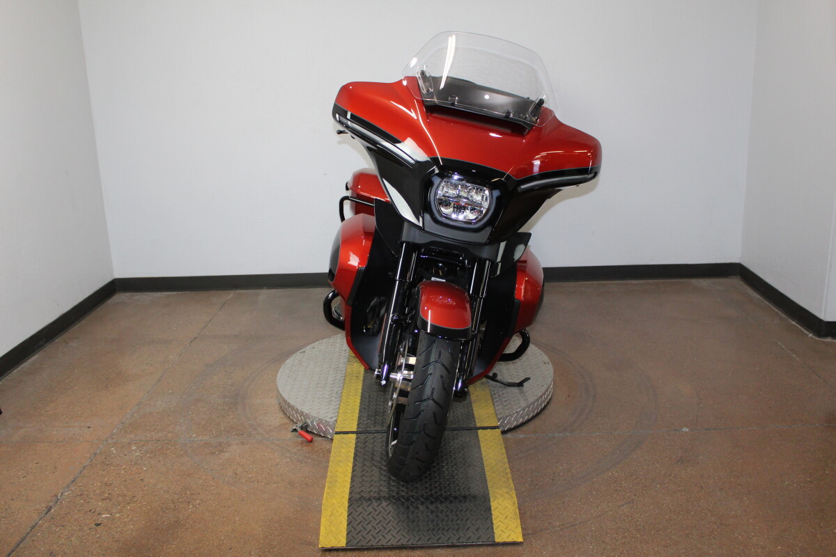 Harley-Davidson Street Glide Ultra 2025 FLHXU 84603047 WHISKY FIRE/BLK W/ PINSTRIP - Photo 3