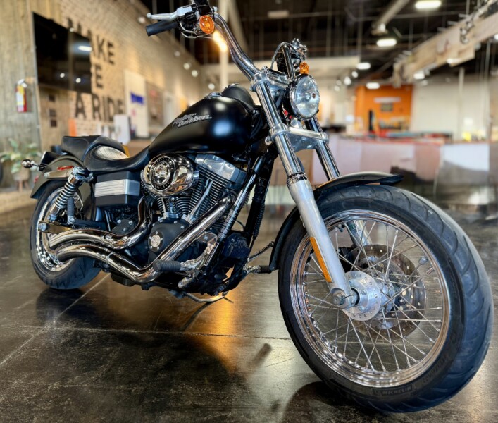 2007 Harley-Davidson® Street Bob® Black Denim