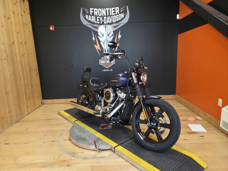 FXBB 2025 Street Bob™