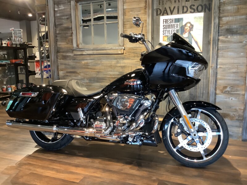 Harley-Davidson® Road Glide® 2025 FLTRX T52-25 Vivid Black