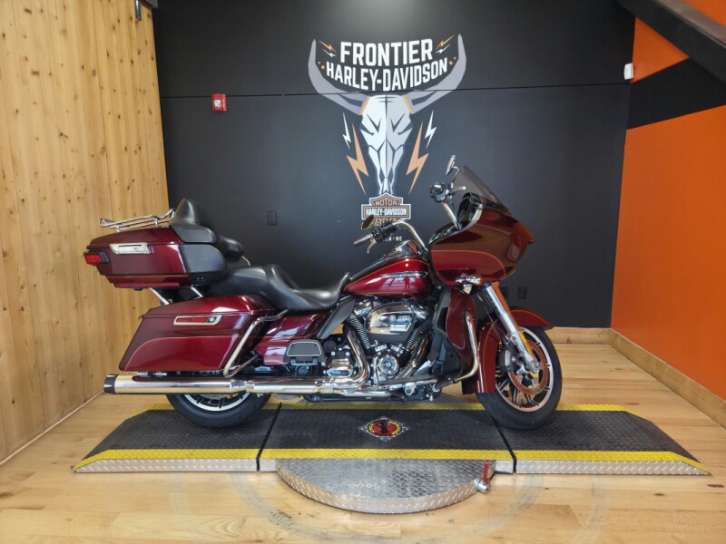 FLTRU 2017 Road Glide<sup>®</sup> Ultra