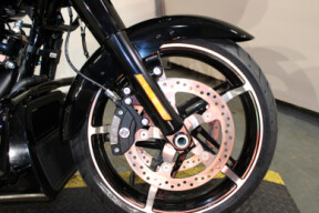 2025 Harley-Davidson Road Glide Grand American Touring FLTRX thumb 1