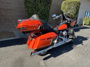 FLTRKSE 2022 CVO™ Road Glide® Limited thumb 0