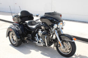 2013 Harley-Davidson Tri Glide Ultra Classic FLHTCUTG thumb 1