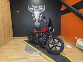 FXBBS 2022 Street Bob® 114 thumb 1