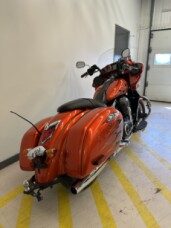 2013 Kawasaki Vulcan® 1700 Vaquero™ Burnt Candy Orange thumb 1