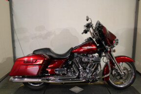 2016 Harley-Davidson Street Glide Special Grand American Touring FLHXS thumb 2