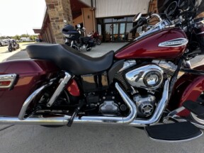 2016 Harley-Davidson<sup>®</sup> Switchback<sup>™</sup> Velocity Red Sunglo thumb 3