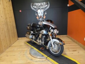 FLHTCU 2010 Electra Glide® Ultra Classic® thumb 3