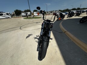 2016 Harley-Davidson<sup>®</sup> Fat Bob® Black Denim thumb 0