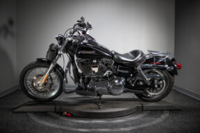 2012 Super Glide® Custom (FXDC) thumb 1