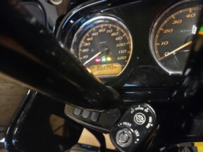 FLTRXS 2018 Road Glide<sup>®</sup> Special thumb 1