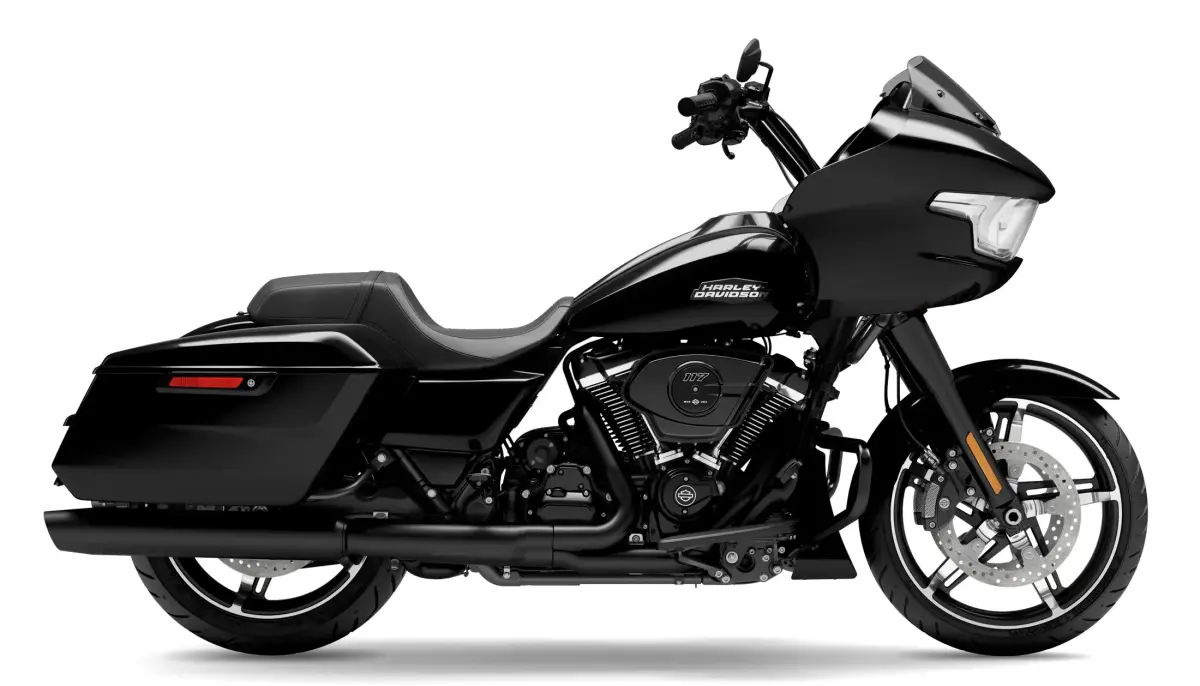 2025 Harley-Davidson® Road Glide® Vivid Black - Black Finish