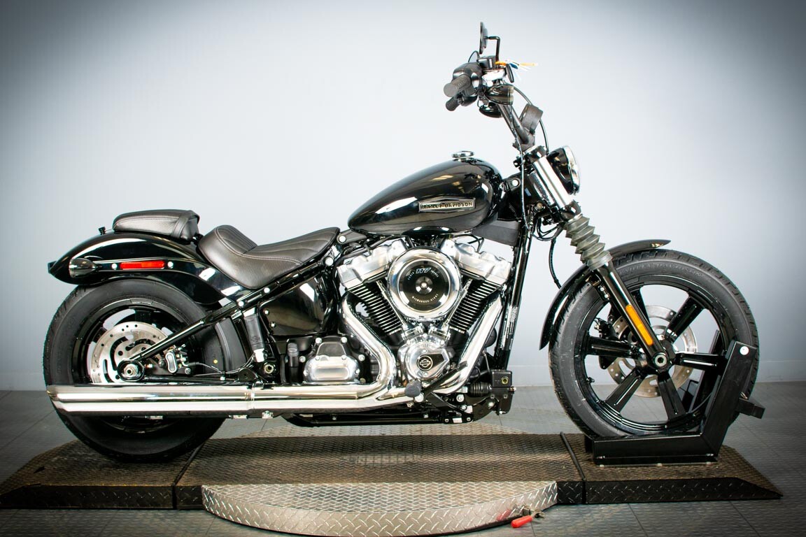2025 Harley-Davidson Street Bob FXBB