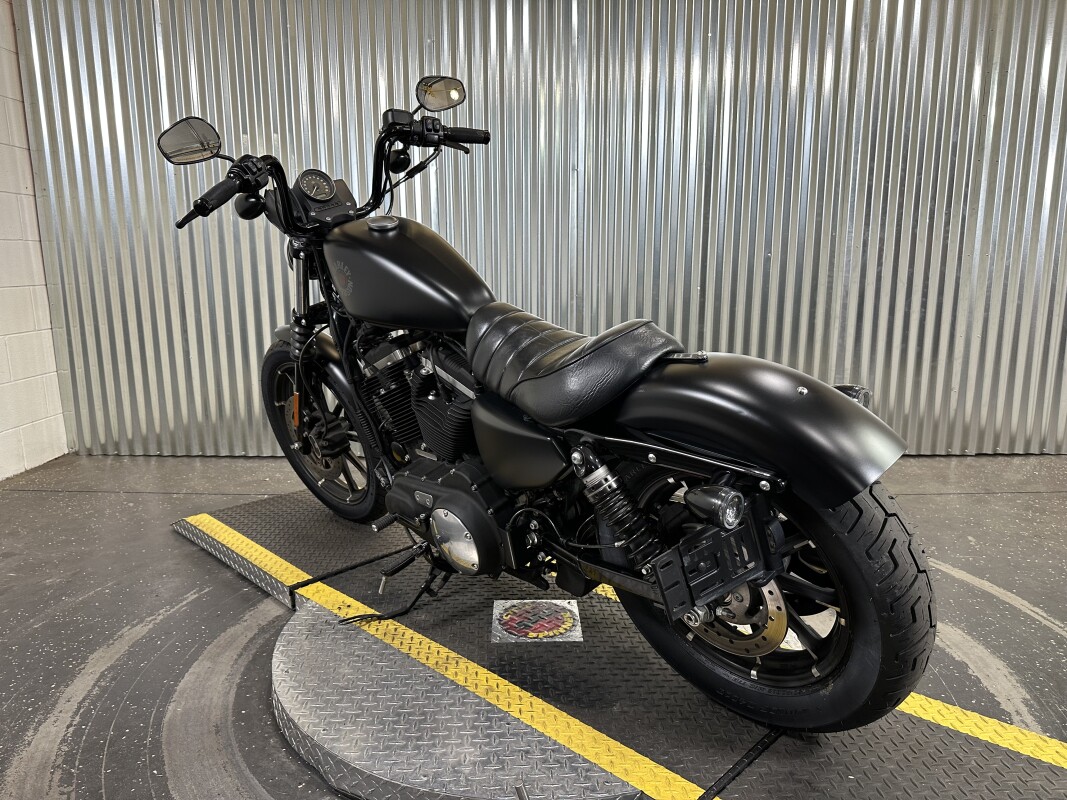 2020 Harley-Davidson Iron 883 Black Denim - Photo 6
