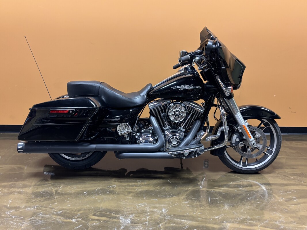 FLHXS 2016 Street Glide® Special
