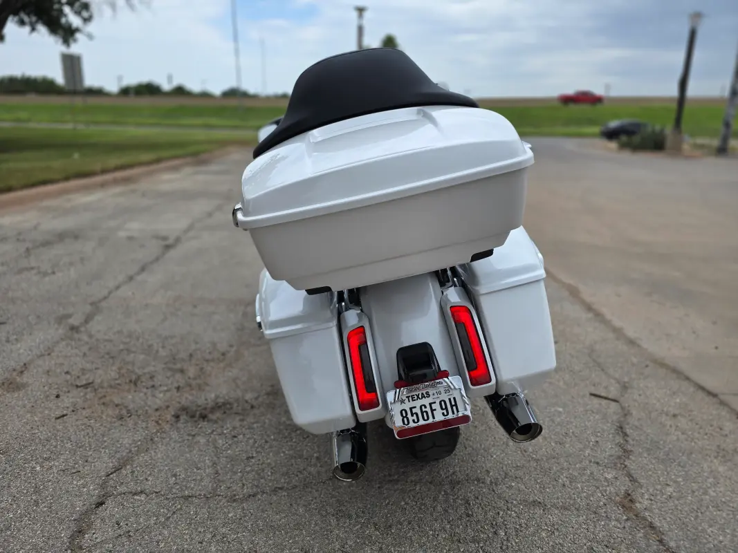 2024 Harley-Davidson Street Glide - Photo 6