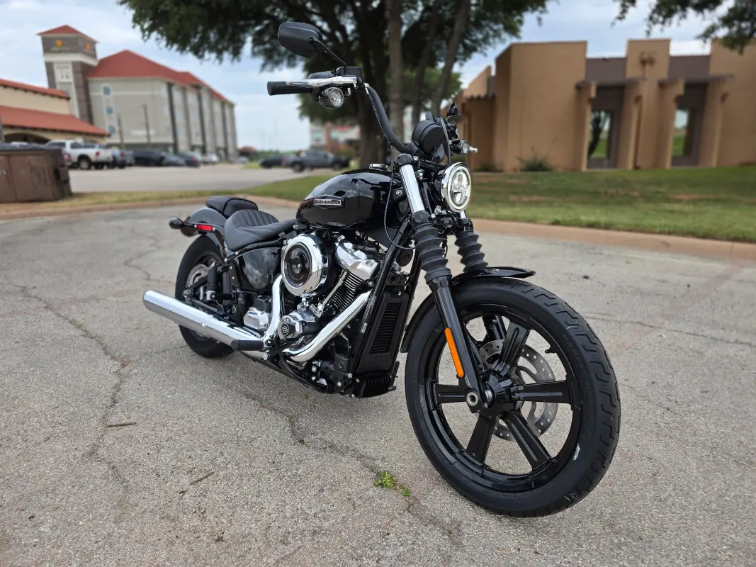 2025 Harley-Davidson Street Bob - Photo 2