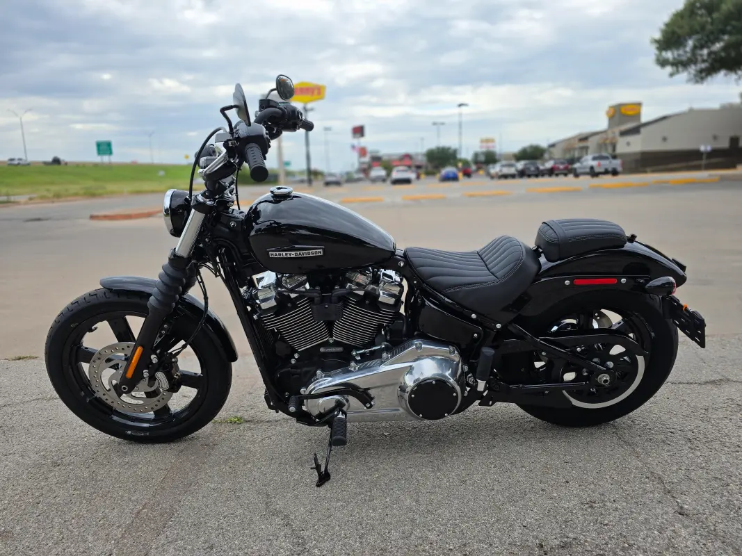 2025 Harley-Davidson Street Bob - Photo 5