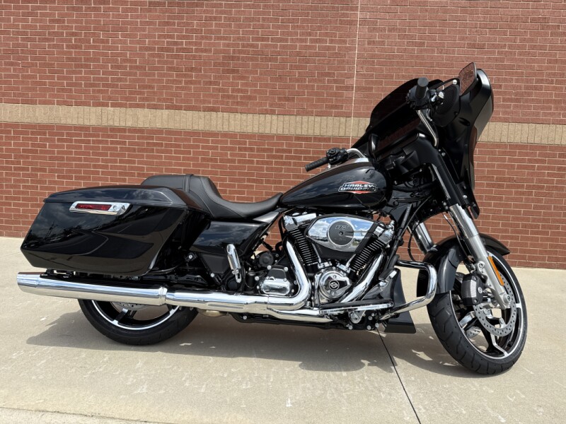 FLHX 2025 Street Glide™