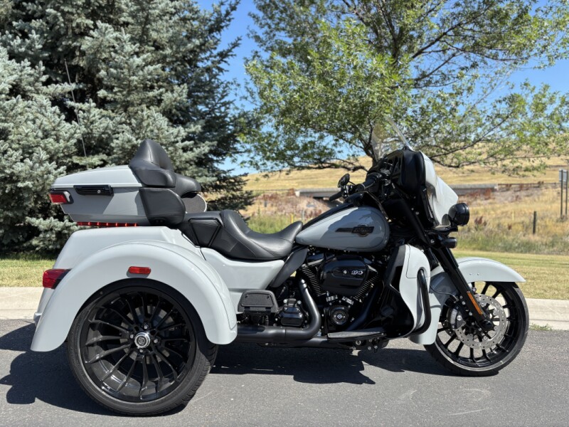 2025 Harley-Davidson® Tri Glide® Ultra Billiard Gray