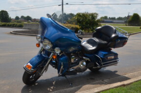2006 Harley-Davidson Electra Glide® Ultra Classic®	 thumb 1