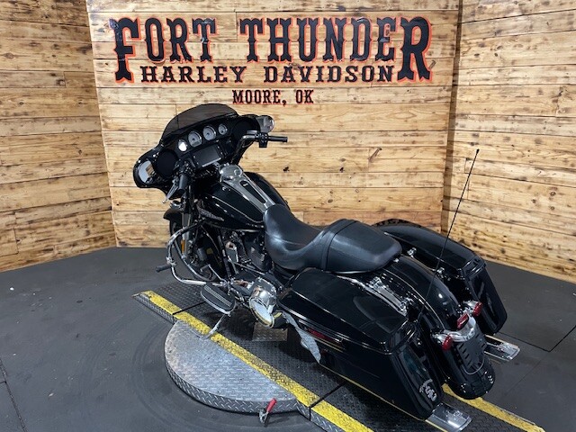 Harley-Davidson Street Glide Special 2015 FLHXS VIVID BLACK - Photo 10