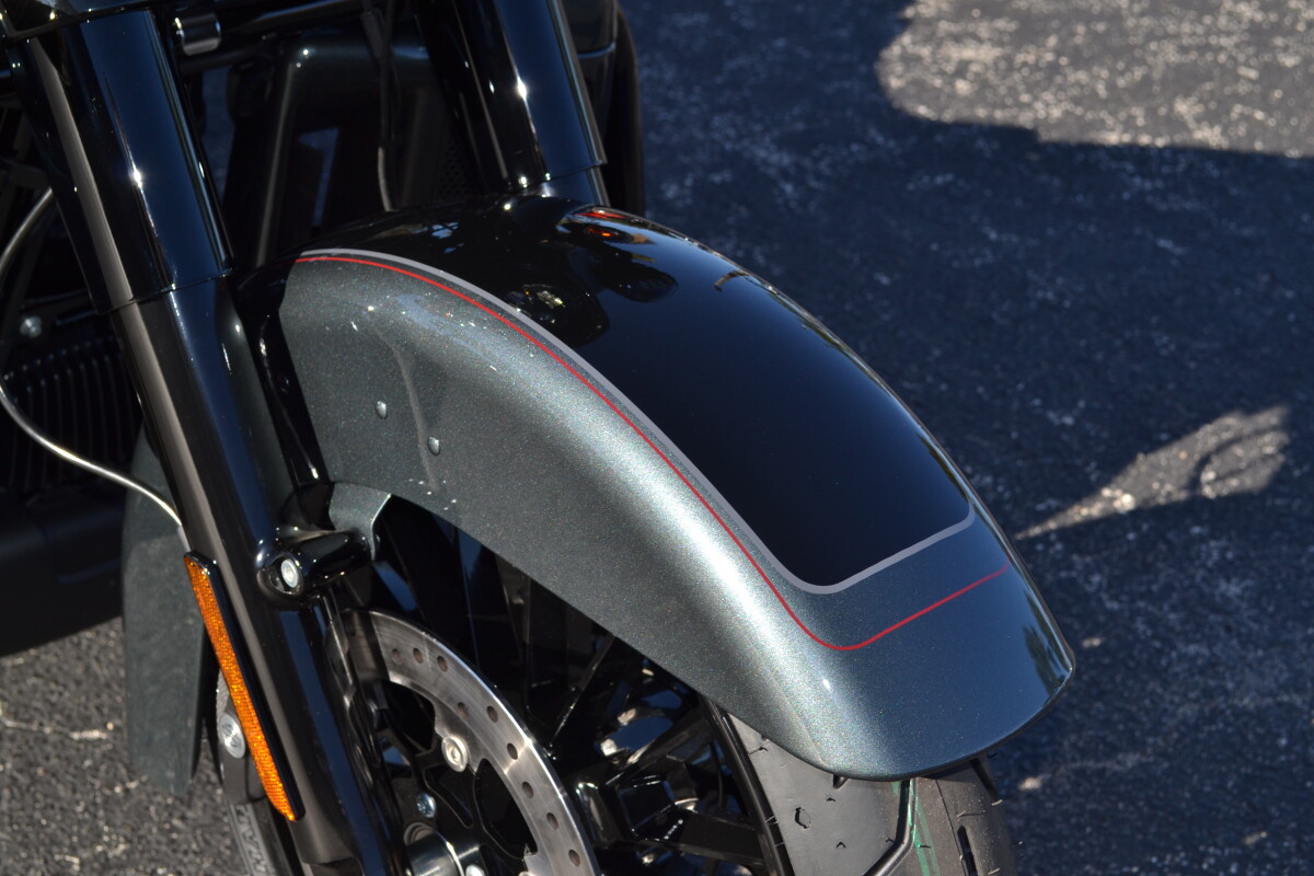 2025 Harley-Davidson Tri Glide Ultra - FLHTCUTG - Photo 4