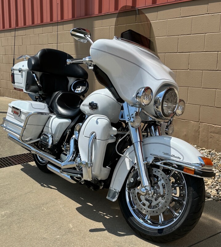 2012 Harley-Davidson Ultra Classic Electra Glide White Hot Pearl - Photo 3