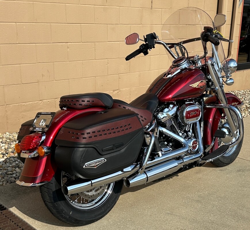 2023 Harley-Davidson Heritage Classic Heirloom Red Fade - Photo 2