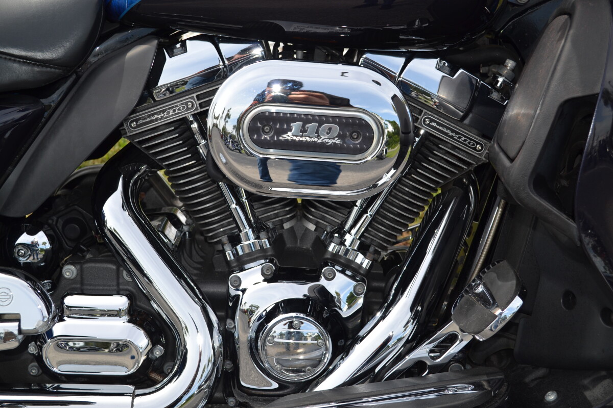 2014 Harley-Davidson CVO Electra Glide Ultra Limited - FLHTKSE - Photo 7