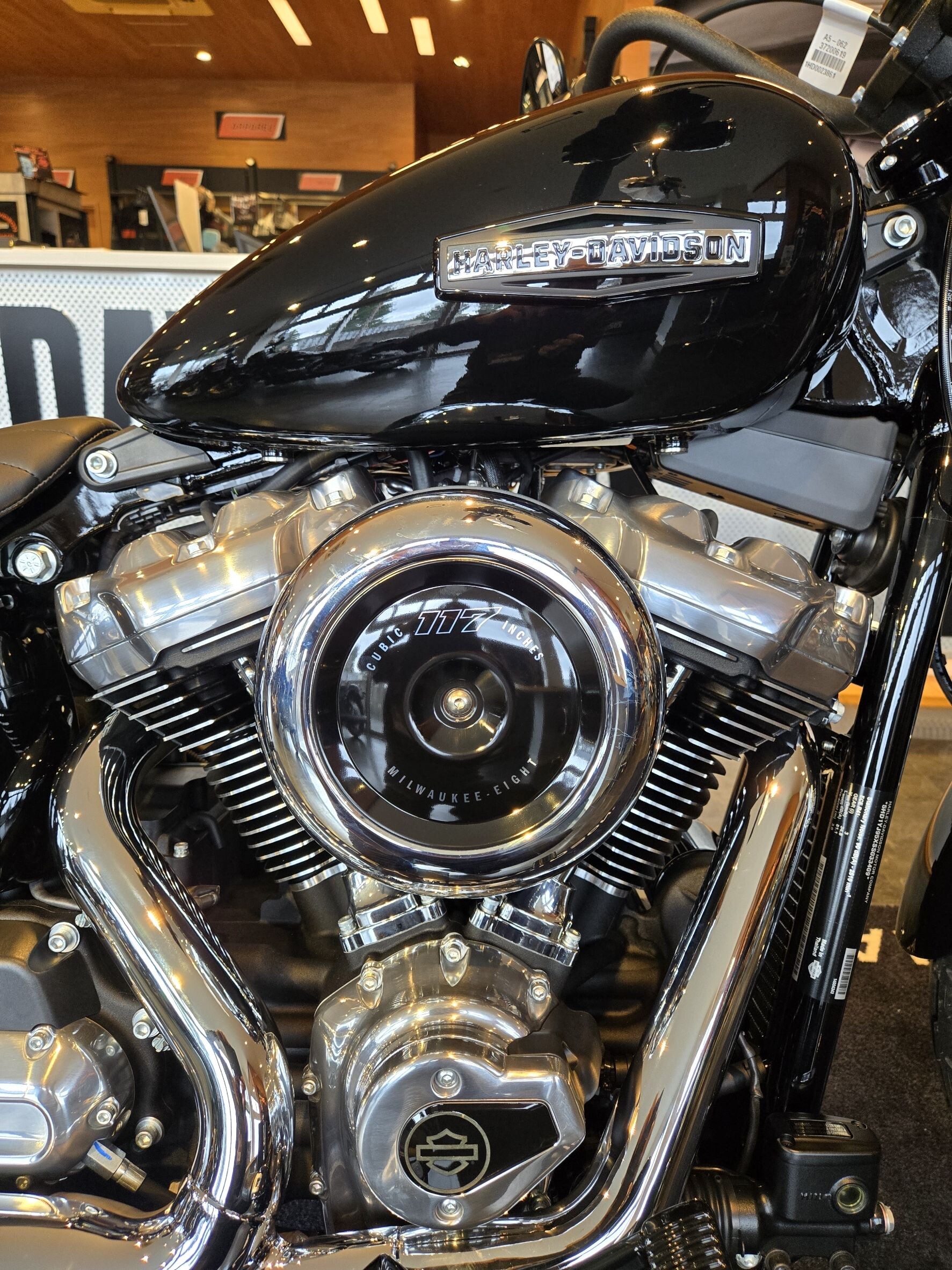 2025FXBB／ストリートボブが入荷！！ | Harley-Davidson® 三鷹