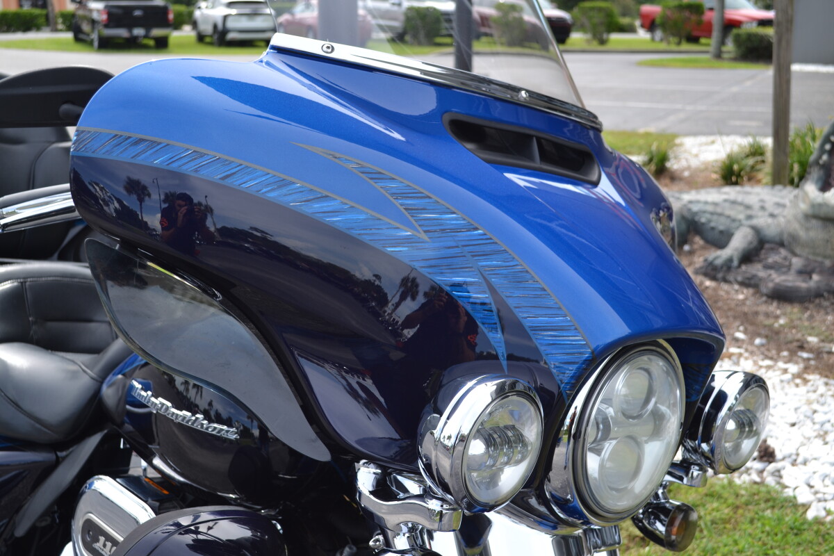 2014 Harley-Davidson CVO Electra Glide Ultra Limited - FLHTKSE - Photo 4