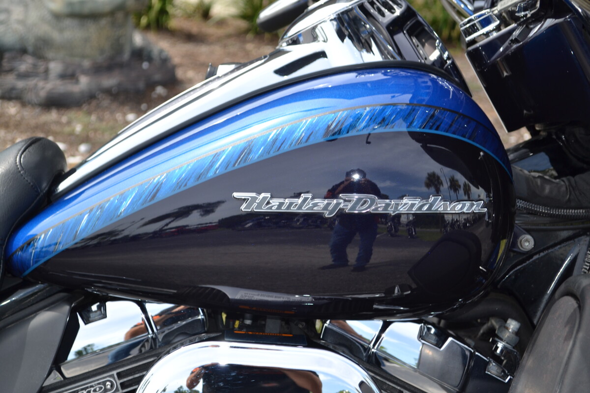 2014 Harley-Davidson CVO Electra Glide Ultra Limited - FLHTKSE - Photo 6
