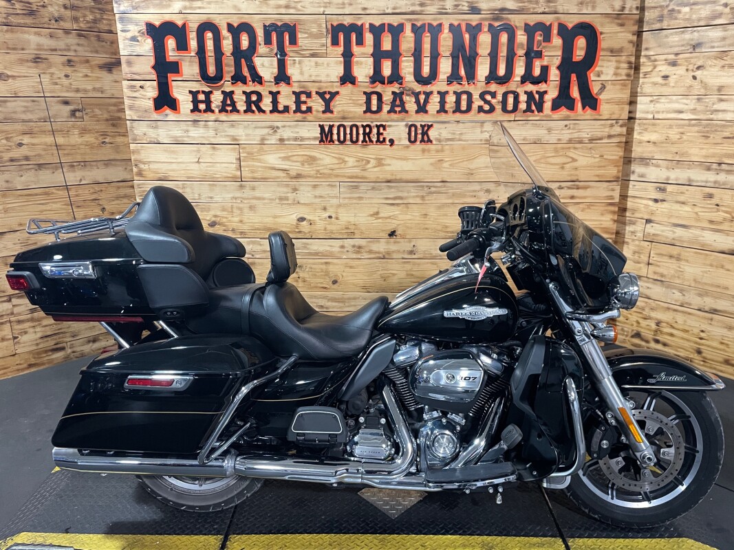 Harley-Davidson Ultra Limited 2018 FLHTK VIVID BLACK