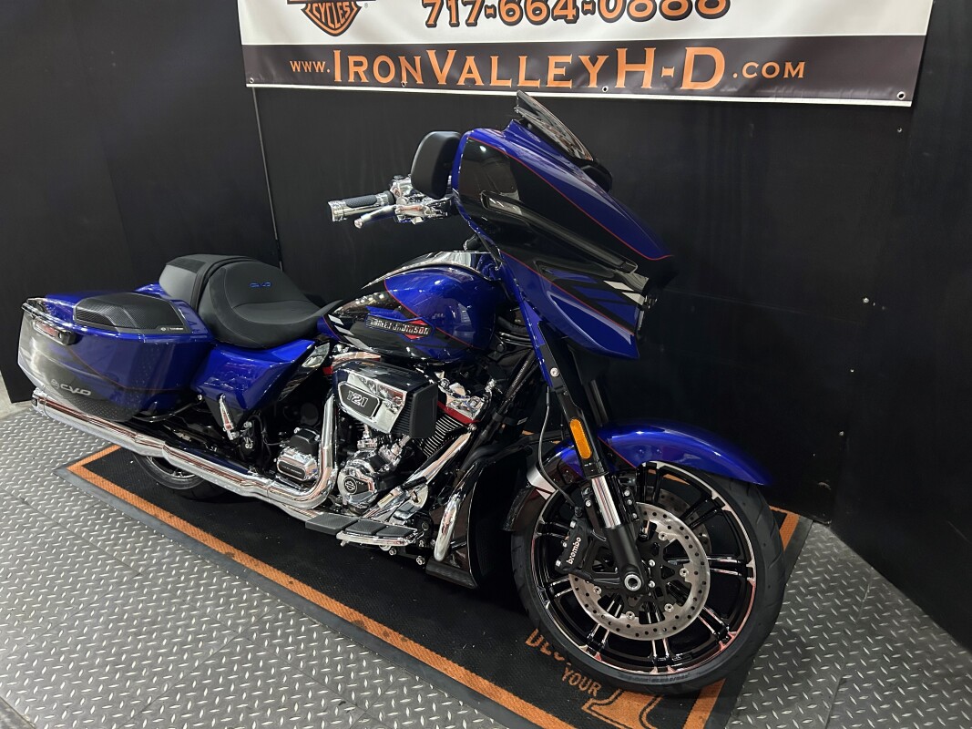 2025 H-D FLHXSE CVO Street Glide 121ci - Photo 5