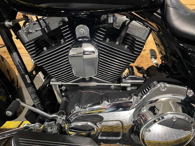 Harley-Davidson Street Glide Special 2015 FLHXS VIVID BLACK - Photo 9