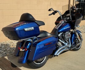 2015 Harley-Davidson® Road Glide® Special Superior Blue thumb 3