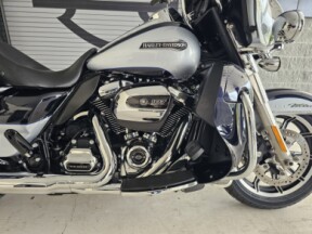 2019 Harley-Davidson® Electra Glide® Ultra Classic® thumb 3