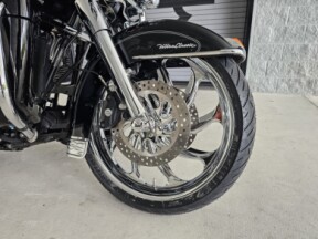 2009 Harley-Davidson® Electra Glide® Ultra Classic® thumb 1